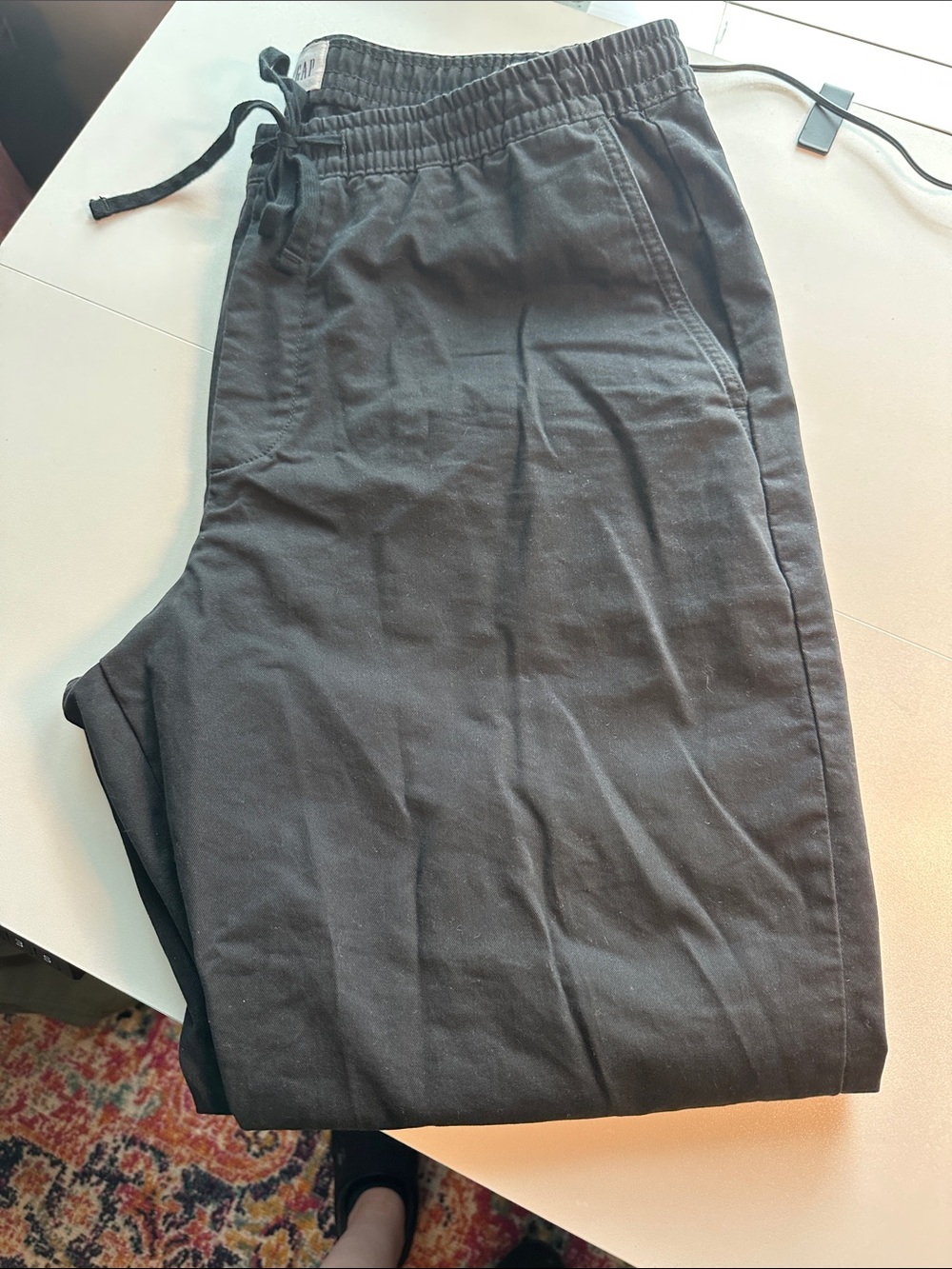 GAP Men's Black Elastic-Waist Joggers